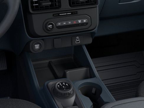 New 2025 Ford Maverick XLT w/ XLT Luxury Package AWD/4WD image 16