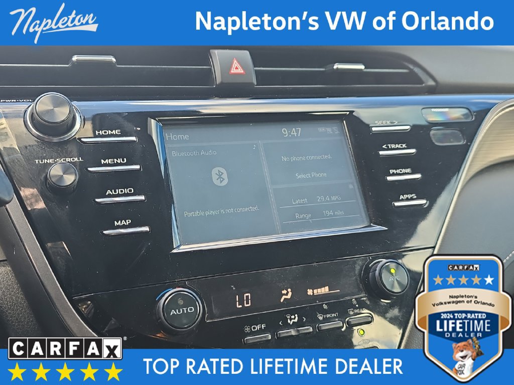 Used 2019 Toyota Camry SE FWD image 14