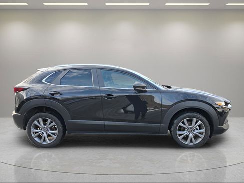 Certified 2025 MAZDA CX-30 AWD 2.5 S w/ Preferred Package image 4