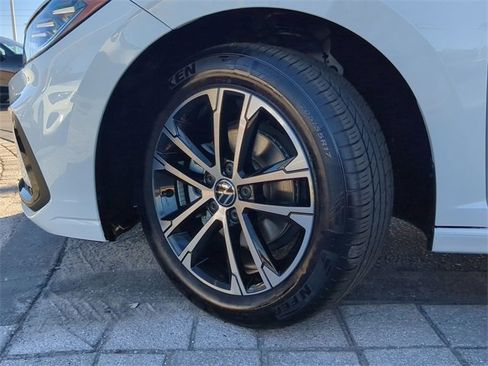 Certified 2025 Volkswagen Jetta Sport image 31