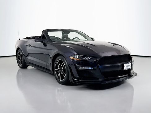 Used 2023 Ford Mustang Premium RWD image 5