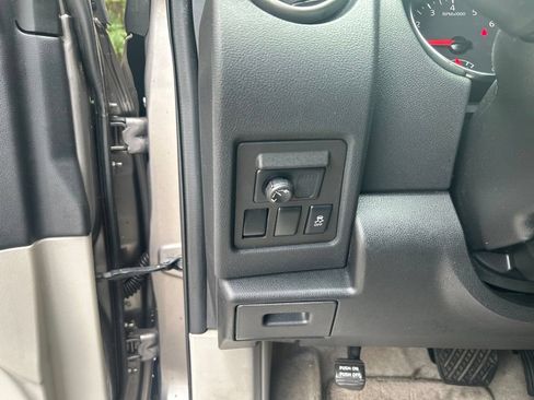 Used 2015 Nissan Rogue S w/ Convenience Package FWD image 23