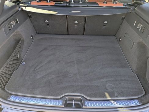 Certified 2025 Mercedes-Benz GLC 300 image 6