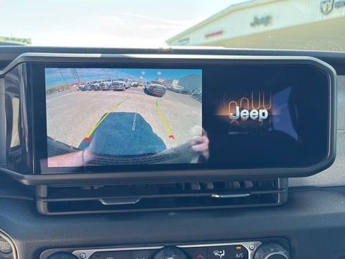 Used 2024 Jeep Wrangler Willys image 34