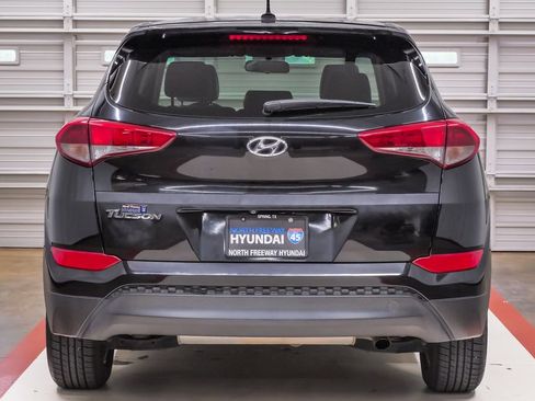 Used 2017 Hyundai Tucson SE image 7