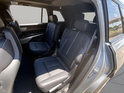 Used 2026 Cadillac Vistiq Sport w/ LPO, Floor Liner Package AWD/4WD image 19