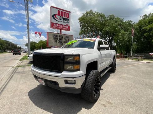 Used 2015 Chevrolet Silverado 1500 LT w/ LT Convenience Package AWD/4WD image 8
