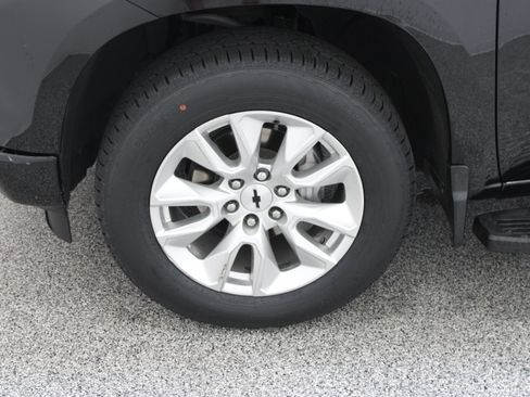 Used 2024 Chevrolet Silverado 1500 Custom RWD image 12