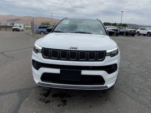 Used 2025 Jeep Compass Limited w/ High Altitude Package AWD/4WD image 3