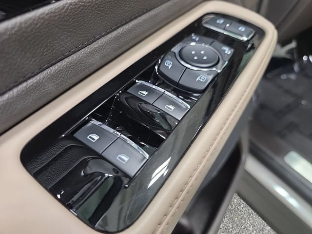 Certified 2023 Lincoln Aviator Reserve w/ Elements Package Plus AWD/4WD image 24