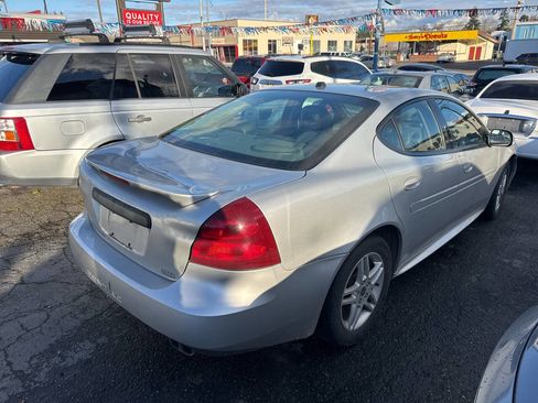 Used 2005 Pontiac Grand Prix GTP w/ Leather Trim Package image 4