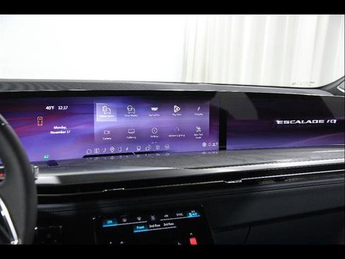 New 2026 Cadillac Escalade IQ Luxury 2 w/ LPO, Floor Liner Package AWD/4WD image 9