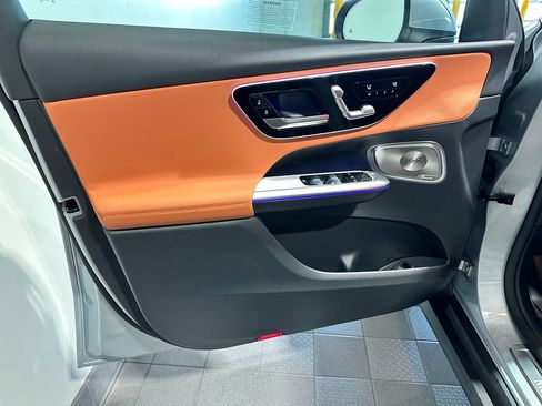 New 2026 Mercedes-Benz GLC 300 4MATIC image 8