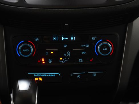 Used 2018 Ford Escape SEL w/ Ford Safe & Smart Package image 20