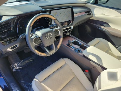 Used 2023 Lexus RX 350 FWD w/ Cold Area Package image 22