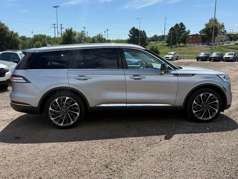 Used 2020 Lincoln Aviator Reserve w/ Equipment Group 202A AWD/4WD image 7