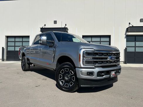 Used 2023 Ford F350 Platinum AWD/4WD image 1