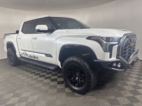 Used 2023 Toyota Tundra Platinum image 1
