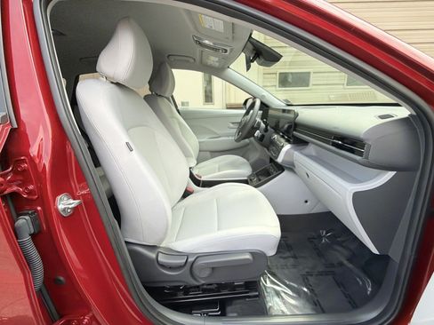 Certified 2024 Hyundai Kona SEL w/ Convenience Package FWD image 27