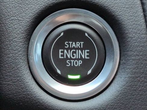 Used 2022 Chevrolet Tahoe Premier RWD image 27