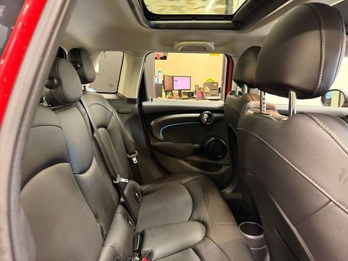 Certified 2023 MINI Cooper S image 27