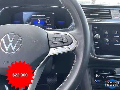 Used 2023 Volkswagen Tiguan SE image 16