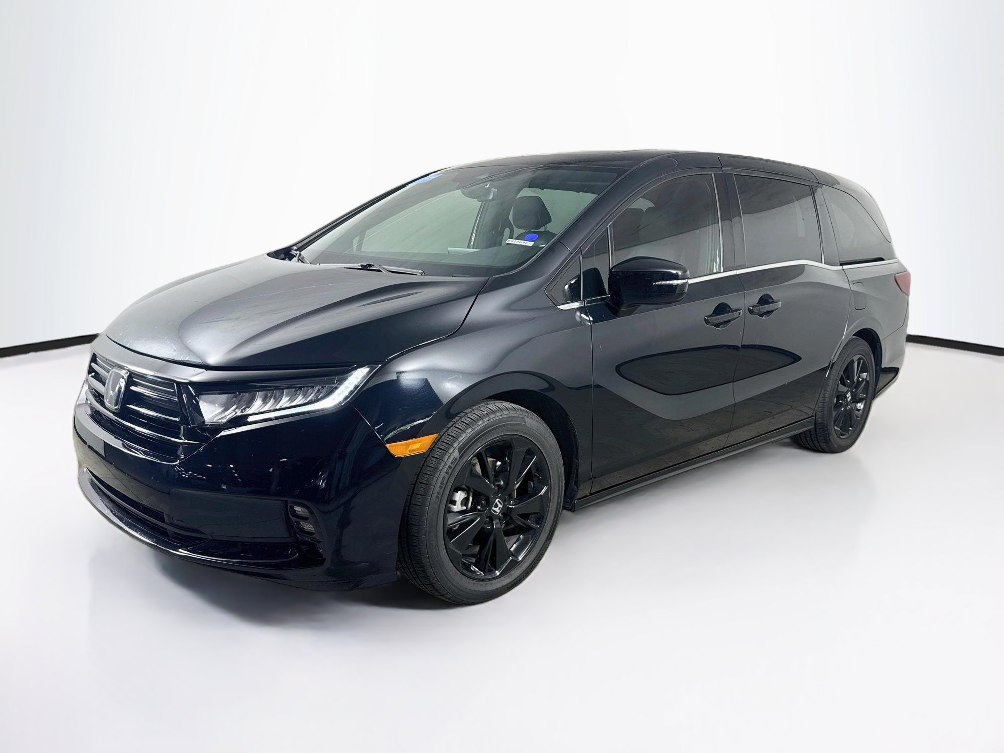Used 2024 Honda Odyssey Sport image 4