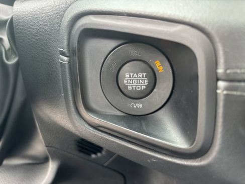 Used 2024 Jeep Wrangler Unlimited Rubicon AWD/4WD image 20