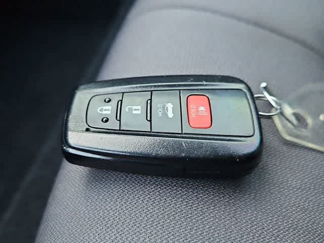 Used 2024 Toyota Camry LE w/ Convenience Package FWD image 28