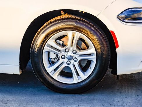 Used 2023 Dodge Charger SXT image 11