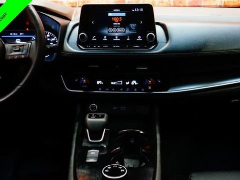 Certified 2023 Nissan Rogue SV w/ SV Premium B Package AWD/4WD image 36