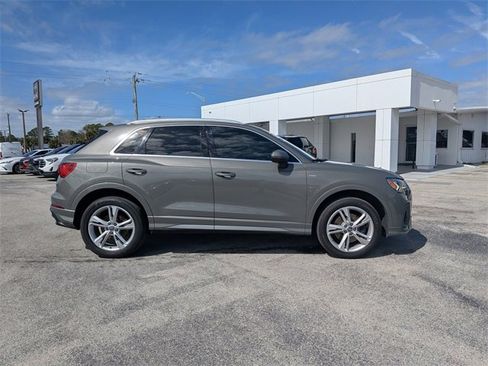 Used 2020 Audi Q3 2.0T Premium Plus w/ Premium Plus Package image 2