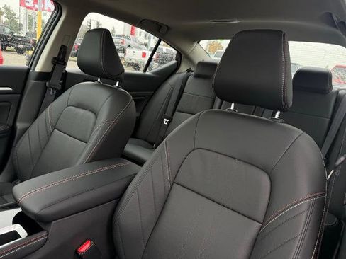 New 2025 Nissan Altima 2.5 SR w/ SR Premium Package image 15