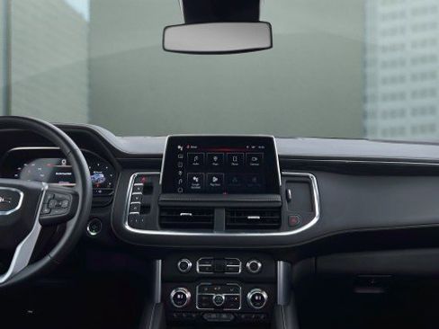 Used 2023 GMC Yukon XL SLT w/ SLT Luxury Package image 11