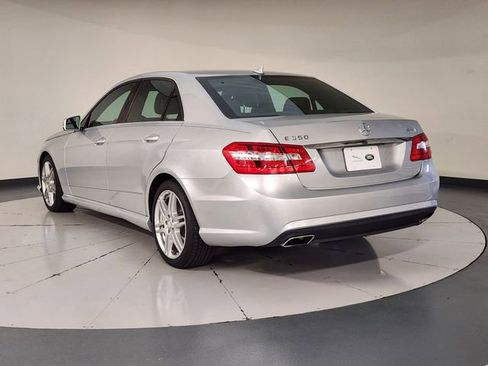 Used 2010 Mercedes-Benz E 350 4MATIC Sedan image 6