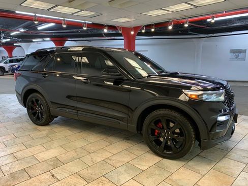 Used 2022 Ford Explorer ST w/ Equipment Group 401A image 8