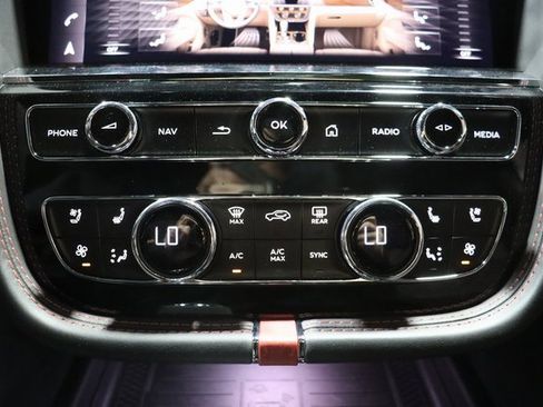 Used 2021 Bentley Bentayga Speed image 59