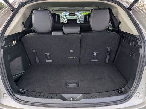 Used 2024 MAZDA CX-90 3.3 Turbo w/ Preferred Plus image 10