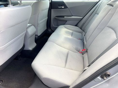 Used 2016 Honda Accord LX image 13