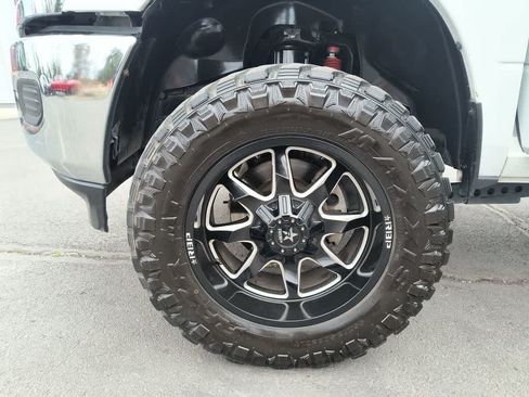 Used 2022 RAM 2500 Big Horn AWD/4WD image 10