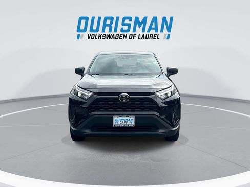Used 2025 Toyota RAV4 LE AWD/4WD image 3