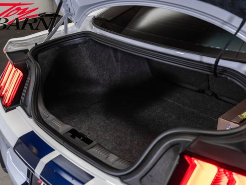 Used 2020 Ford Mustang Shelby GT500 w/ Technology Package image 44