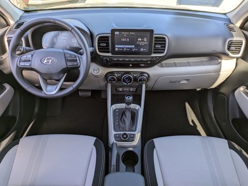 New 2026 Hyundai Venue SEL image 15