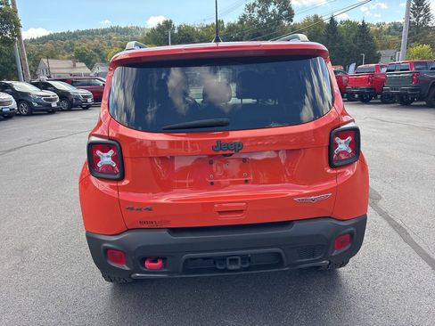 Used 2021 Jeep Renegade Trailhawk w/ Trailer Tow Group image 4