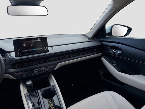 Certified 2024 Honda Accord LX image 21