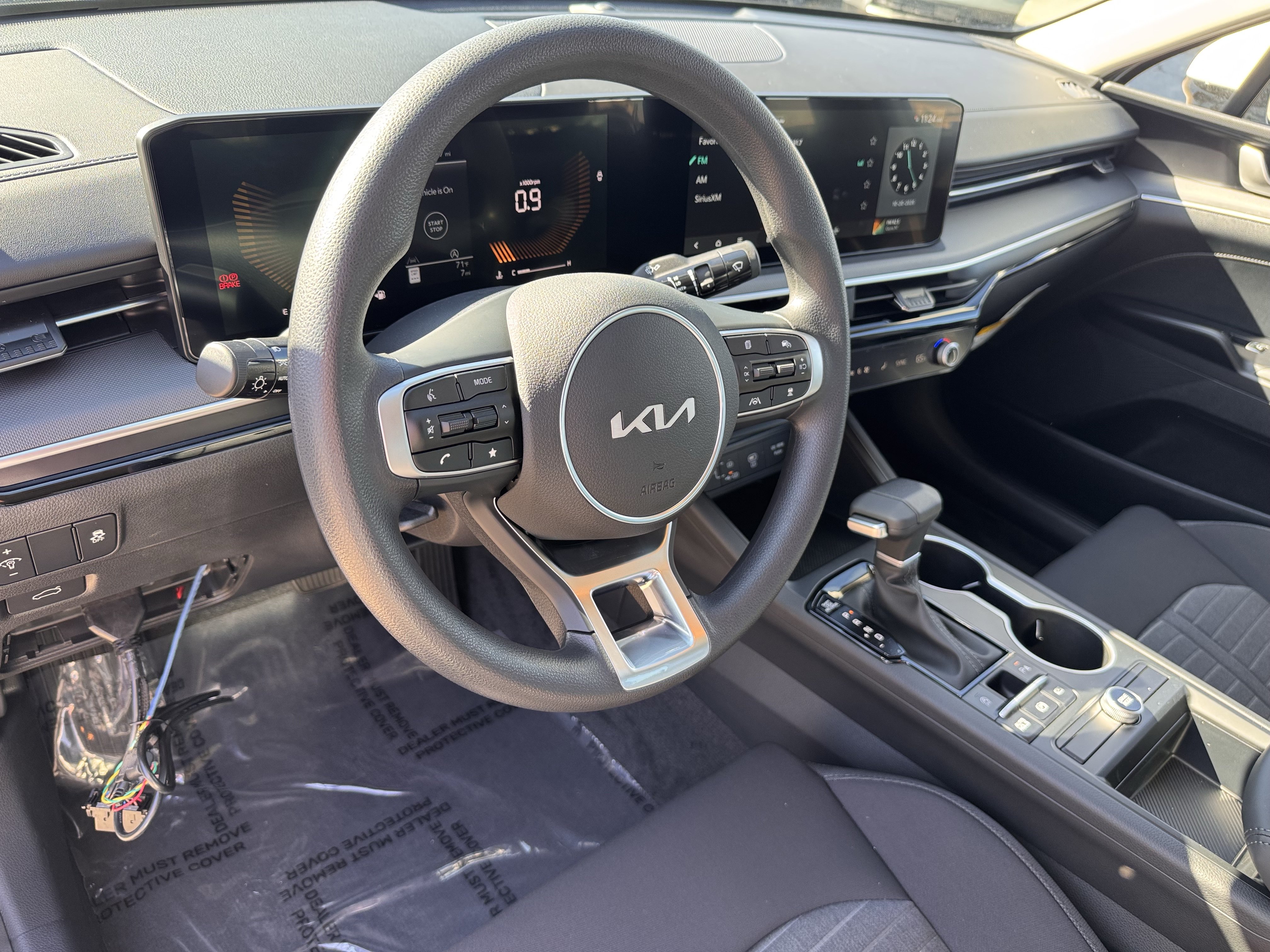 New 2027 Kia K5 LXS FWD image 12