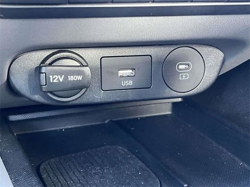 Certified 2025 Hyundai Elantra Sport image 20