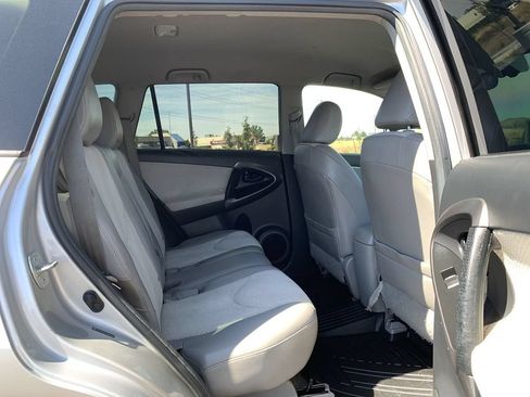 Used 2012 Toyota RAV4 EV FWD image 29