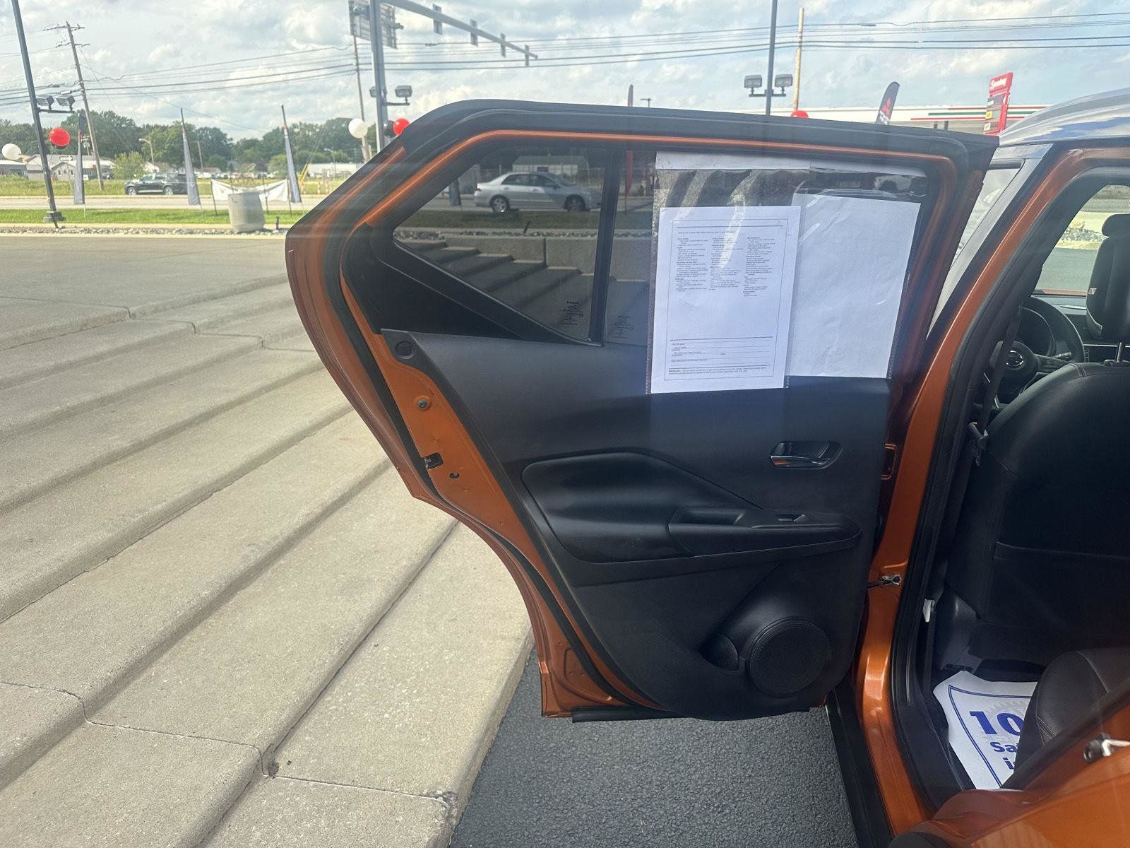 Used 2020 Nissan Kicks SR w/ SR Premium Package FWD image 26