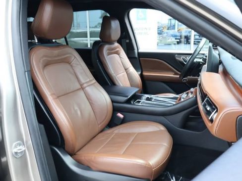 Certified 2020 Lincoln Aviator Reserve w/ Equipment Group 201A RWD image 25